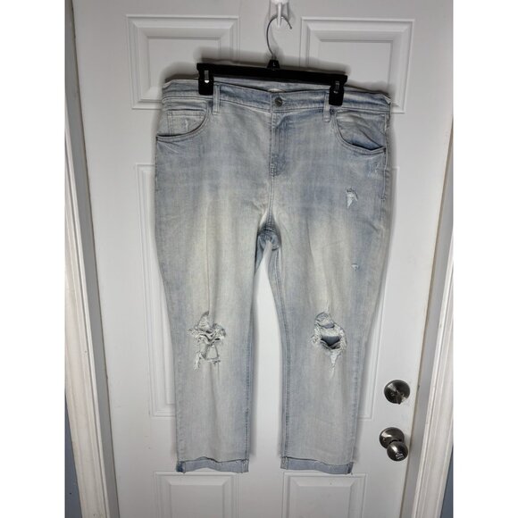 Old Navy Jeans Boyfriend  Blue Distressed Pockets Women’s Size 14 - Picture 1 of 4